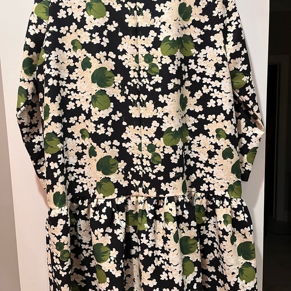 Dress - Picture 8 of 8